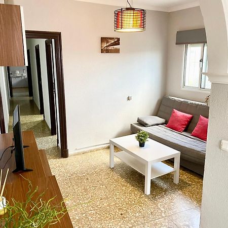 Apartamentos Turisticos En Jerez De La Frontera Luaran gambar